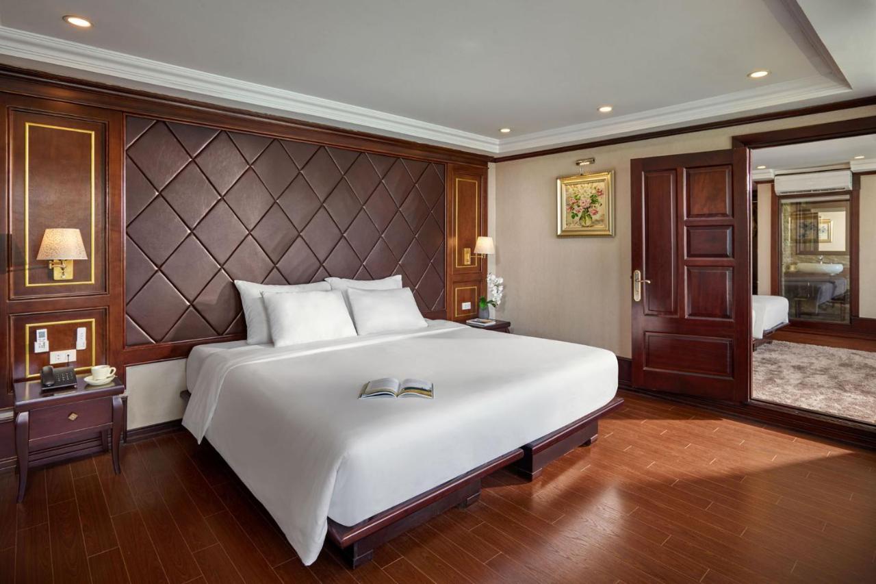 Lan Ha Lotus Cruise Hotel Ha Long Exterior photo